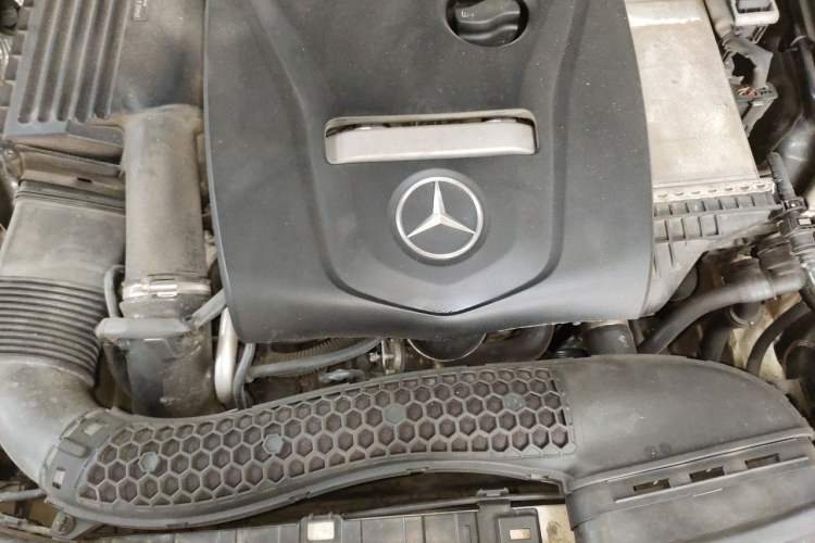 Used Mercedes-Benz C-Class 2017 C 200 L Sport Edition Engine Bay