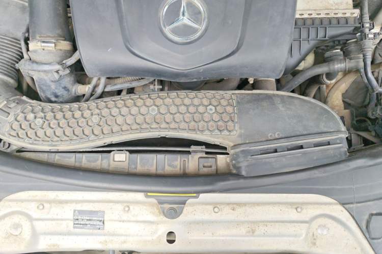 Used Mercedes-Benz C-Class 2017 Restyled C 180 L Fashion Edition Sport Version Engine Bay