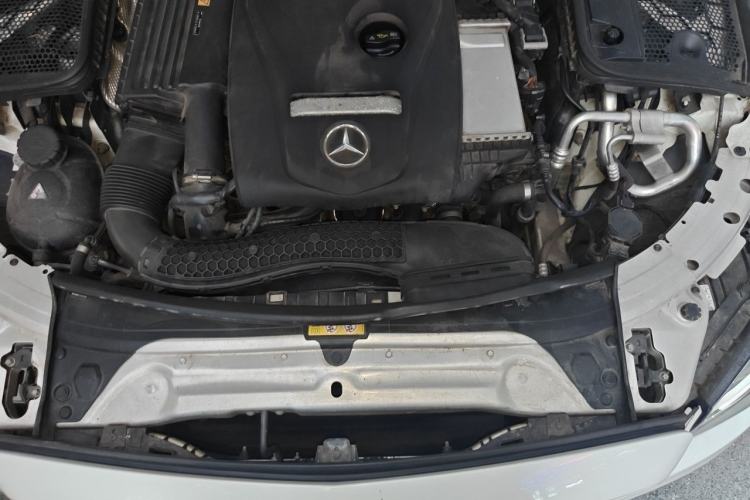 Used Mercedes-Benz C-Class 2017 Facelift C 200 Station Wagon Engine Bay
