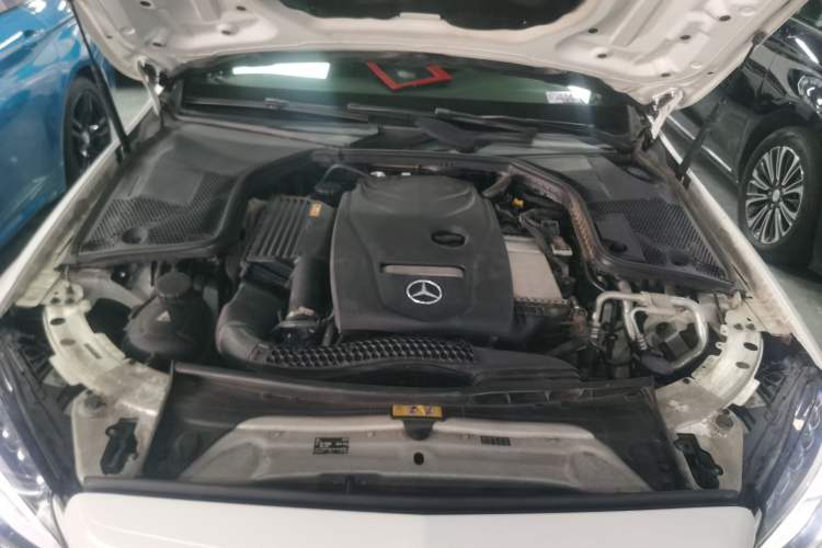 Used Mercedes-Benz C-Class 2017 C 200 Sport Edition Engine Bay