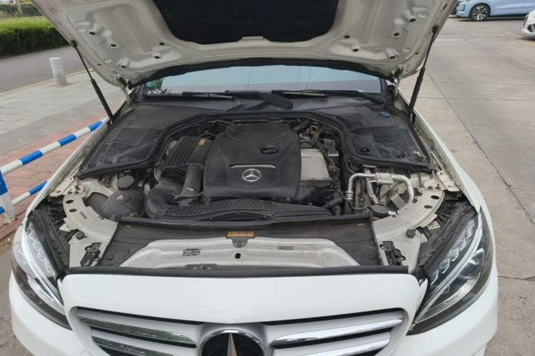 Used Mercedes-Benz C-Class 2017 Facelift C 200 L Sport Edition Engine Bay