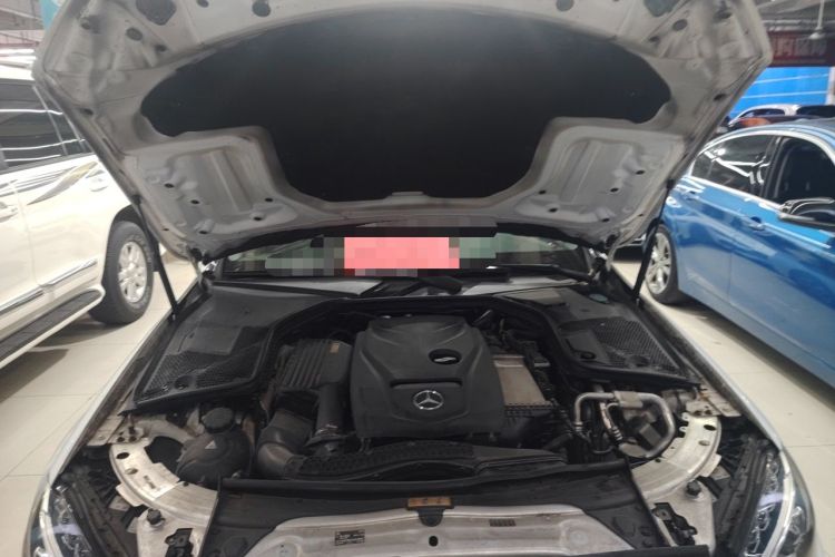 Used Mercedes-Benz C-Class 2017 Facelift C 200 L Sport Edition Engine Bay