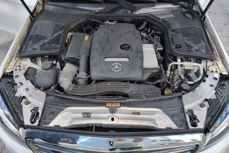 Used Mercedes-Benz C-Class 2017 Facelift C 200 L Engine Bay