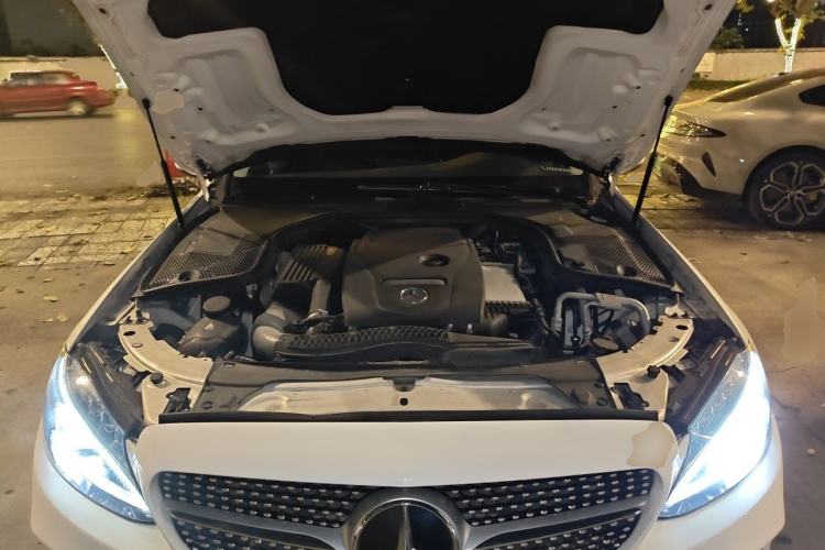 Used Mercedes-Benz C-Class 2017 Facelift C 200 L Engine Bay