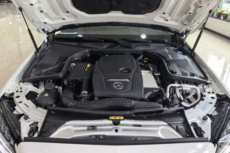 Used Mercedes-Benz C-Class 2017 Facelift C 200 L Sport Edition Engine Bay
