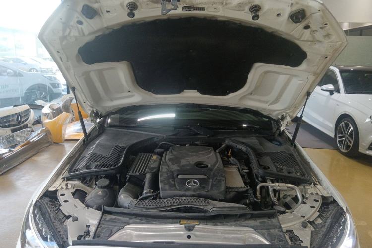 Used Mercedes-Benz C-Class 2017 C 200 station wagon Engine Bay