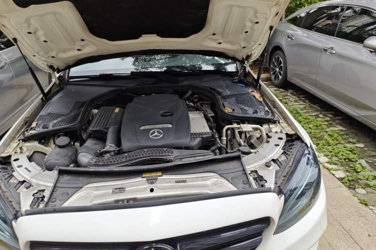 Used Mercedes-Benz C-Class 2017 C 200 Sport Edition Engine Bay Left