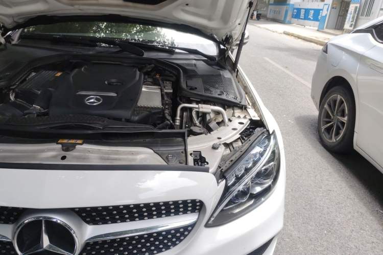 Used Mercedes-Benz C-Class 2017 C 200 4MATIC Coupe Engine Bay Left