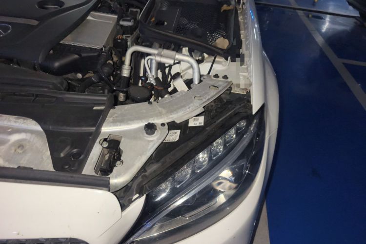 Used Mercedes-Benz C-Class 2017 Facelift C 200 L Sport Edition Engine Bay Left