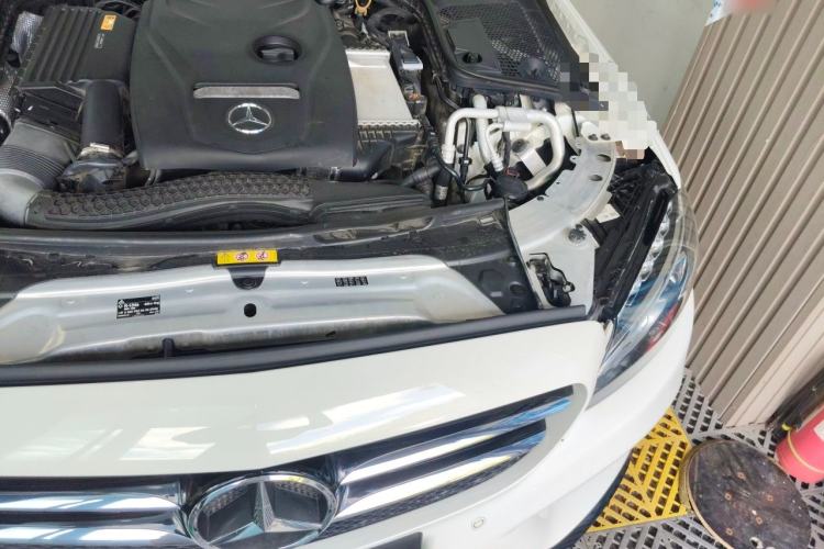 Used Mercedes-Benz C-Class 2017 Restyled C 200 Sport Edition Engine Bay Left