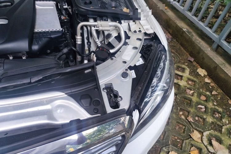 Used Mercedes-Benz C-Class 2017 Facelifted C 180 L Stylish Edition Engine Bay Left