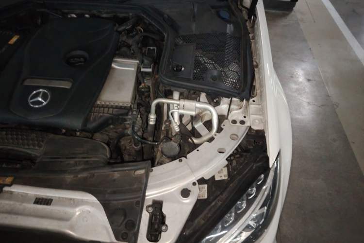 Used Mercedes-Benz C-Class 2017 C 200 Sport Edition Engine Bay Left