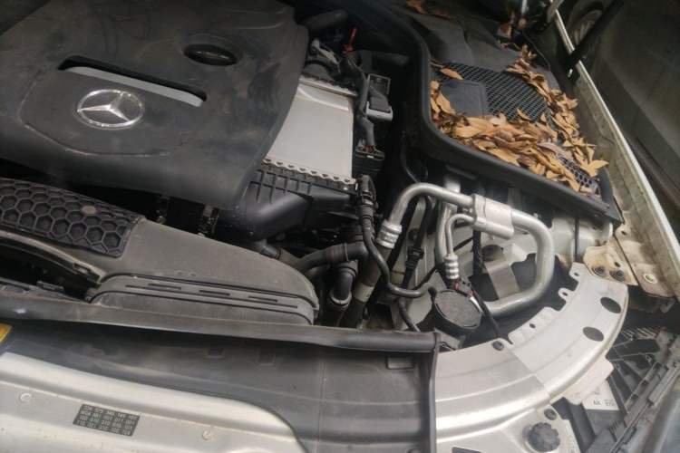 Used Mercedes-Benz C-Class 2017 Restyled C 180 L Fashion Edition Sport Version Engine Bay Left