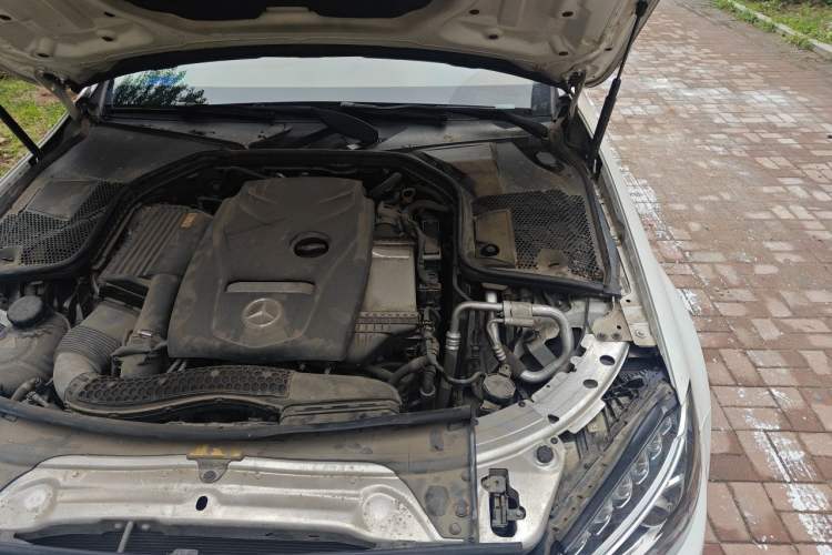 Used Mercedes-Benz C-Class 2017 Facelift C 200 L Sport Edition Engine Bay Left