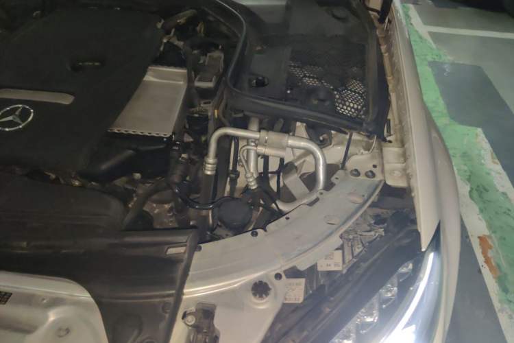 Used Mercedes-Benz C-Class 2017 Facelift C 200 L Sport Edition Engine Bay Left