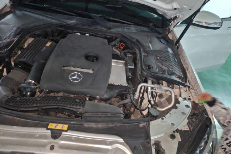 Used Mercedes-Benz C-Class 2017 Facelifted C 180 L Stylish Edition Engine Bay Left