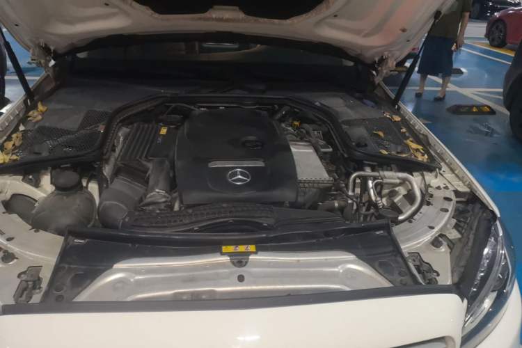 Used Mercedes-Benz C-Class 2017 Facelift C 200 Station Wagon Engine Bay Left