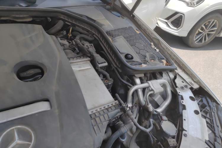 Used Mercedes-Benz C-Class 2017 C 200 L Sport Edition Engine Bay Left