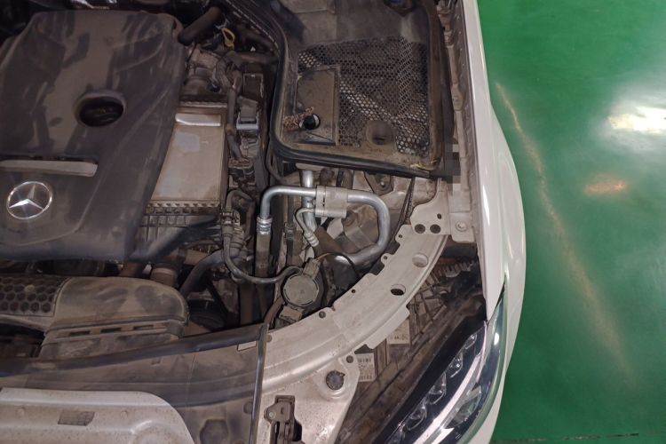 Used Mercedes-Benz C-Class 2017 C 200 Sport Edition Engine Bay Left
