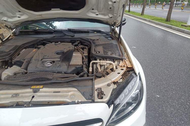 Used Mercedes-Benz C-Class 2017 C 200 Sport Edition Engine Bay Left