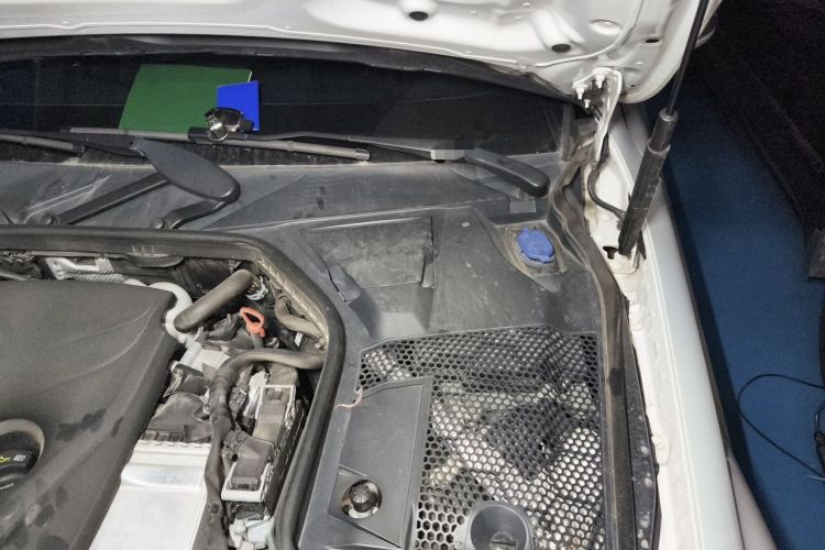 Used Mercedes-Benz C-Class 2017 Restyled C 180 L Fashion Edition Sport Version Engine Bay Left