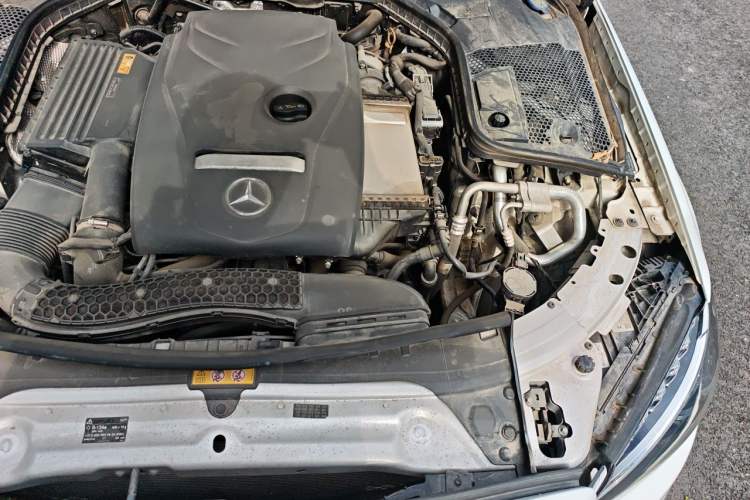 Used Mercedes-Benz C-Class 2017 Facelift C 200 L Sport Edition Engine Bay Left