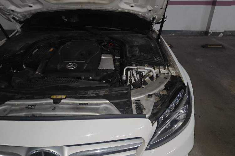 Used Mercedes-Benz C-Class 2017 Restyled C 180 L Fashion Edition Sport Version Engine Bay Left