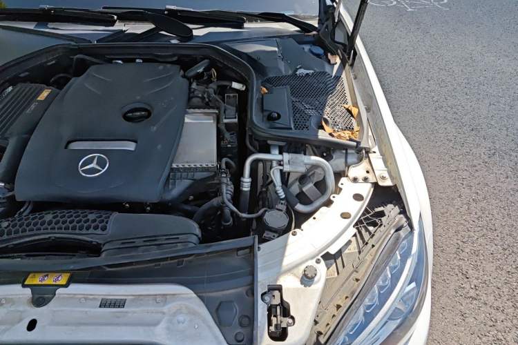 Used Mercedes-Benz C-Class 2017 C 200 L Sport Edition Engine Bay Left
