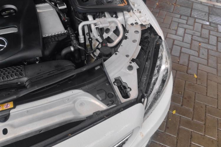 Used Mercedes-Benz C-Class 2017 Facelift C 200 Coupe Engine Bay Left