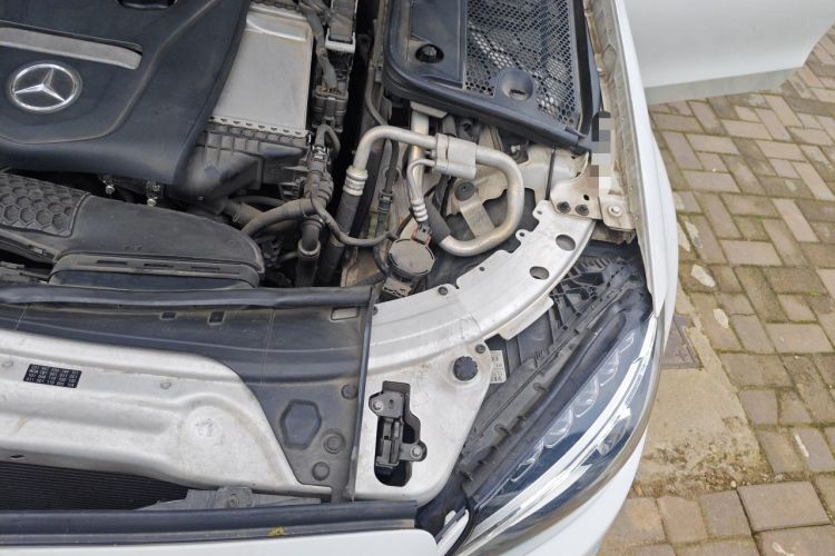 Used Mercedes-Benz C-Class 2017 Facelift C 200 L Sport Edition Engine Bay Left