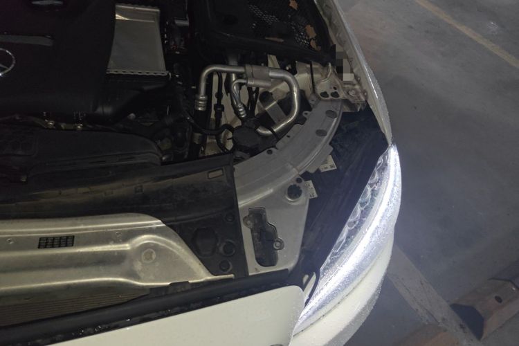 Used Mercedes-Benz C-Class 2017 C 200 L Sport Edition Engine Bay Left