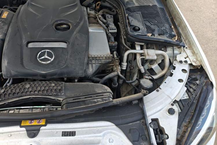 Used Mercedes-Benz C-Class 2017 C 200 Sport Edition Engine Bay Left