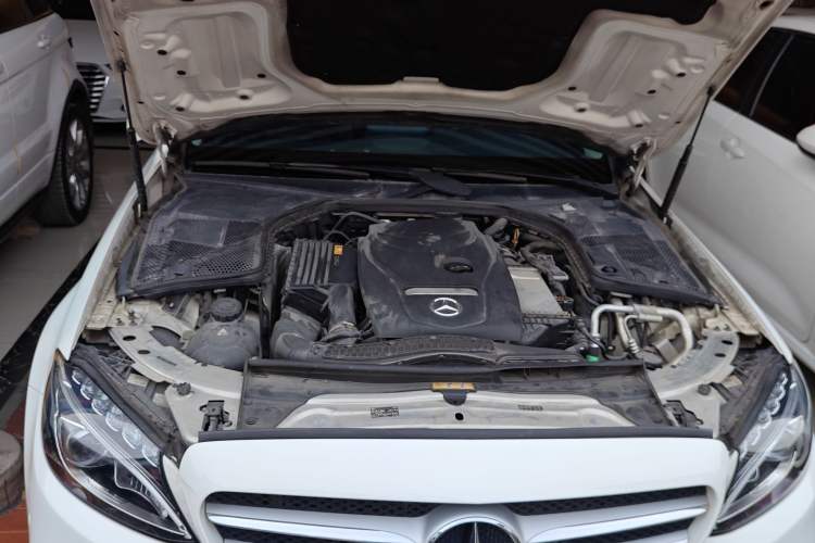 Used Mercedes-Benz C-Class 2017 Facelift C 200 L Sport Edition Engine Bay