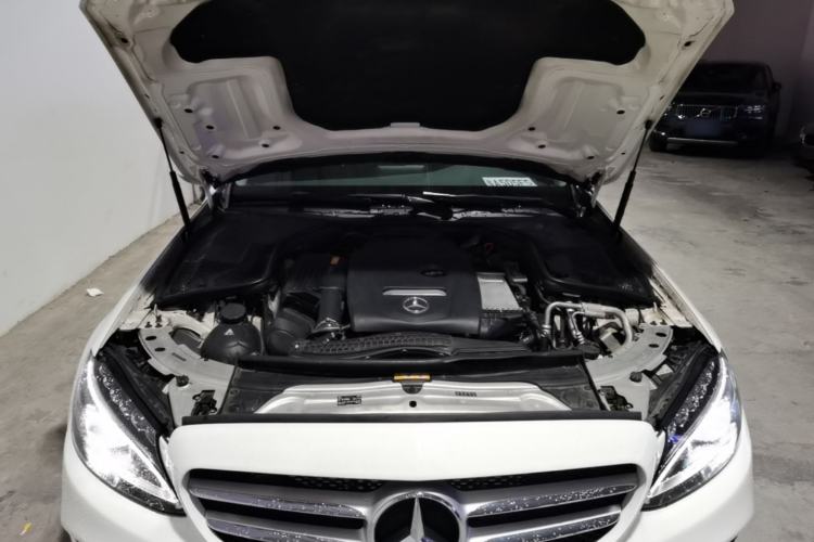 Used Mercedes-Benz C-Class 2017 Restyled C 180 L Fashion Edition Sport Version Engine Bay
