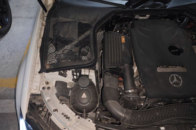 Used Mercedes-Benz C-Class 2017 Facelift C 180 Estate Engine Bay Right