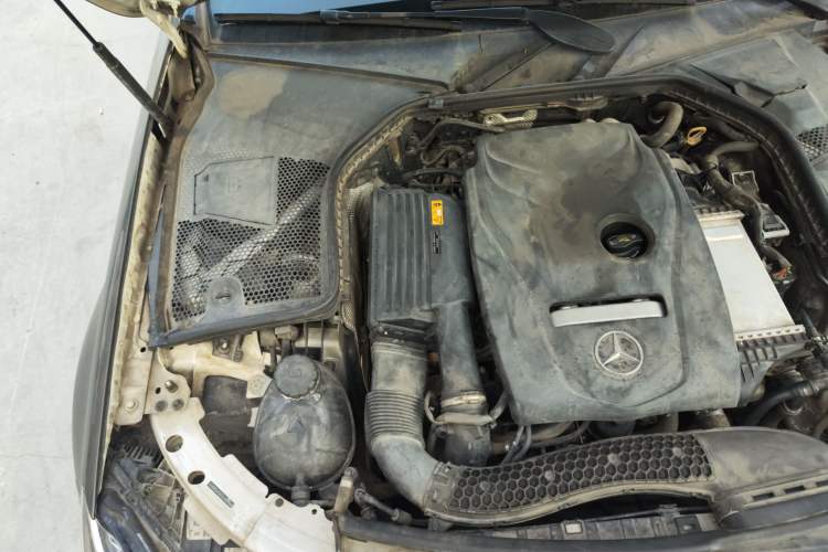 Used Mercedes-Benz C-Class 2017 Facelift C 200 L Sport Edition Engine Bay Right