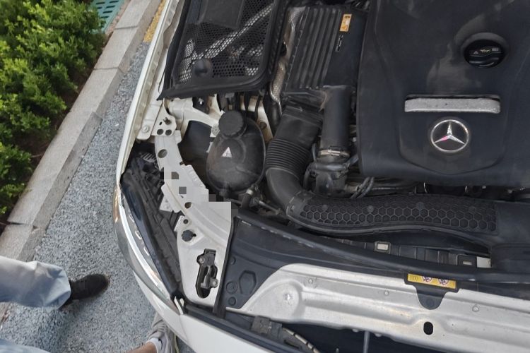 Used Mercedes-Benz C-Class 2017 Facelift C 200 Station Wagon Engine Bay Right