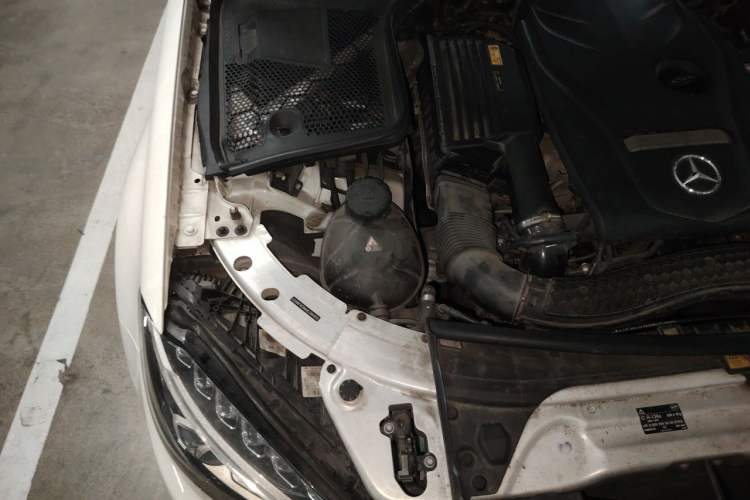 Used Mercedes-Benz C-Class 2017 C 200 Sport Edition Engine Bay Right