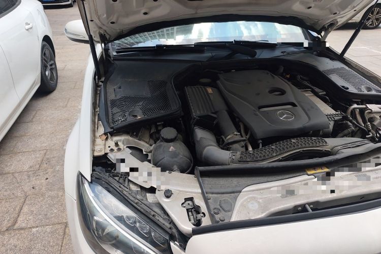 Used Mercedes-Benz C-Class 2017 C 200 L Sport Edition Engine Bay Right