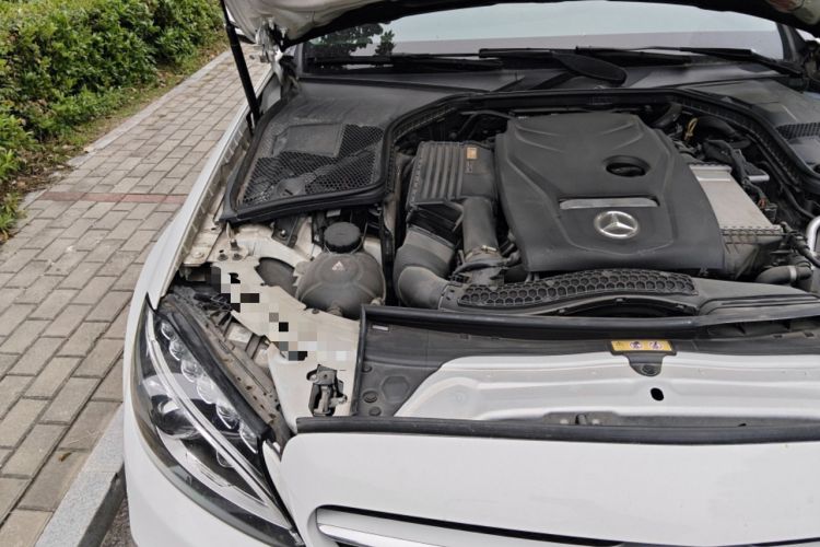 Used Mercedes-Benz C-Class 2017 C 200 station wagon Engine Bay Right