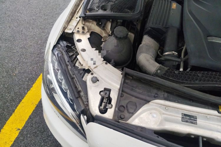 Used Mercedes-Benz C-Class 2017 C 180 L Sport Edition Engine Bay Right