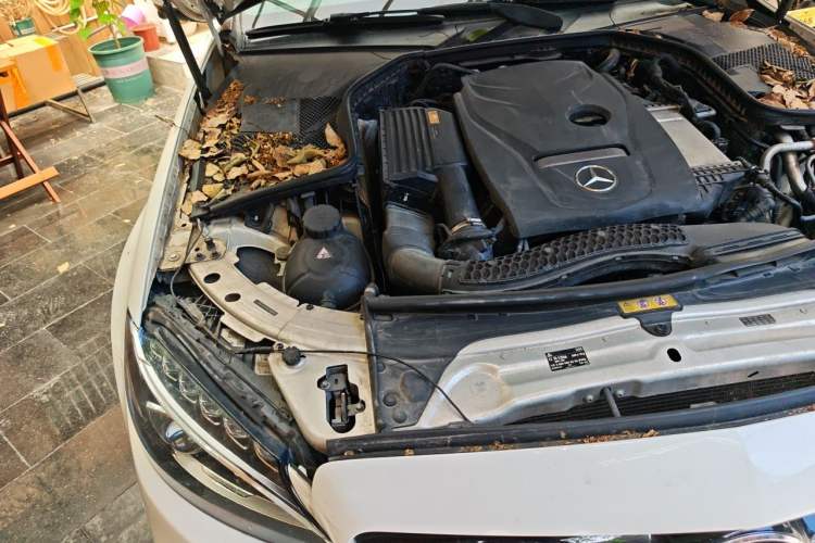 Used Mercedes-Benz C-Class 2017 Restyled C 200 Sport Edition Engine Bay Right