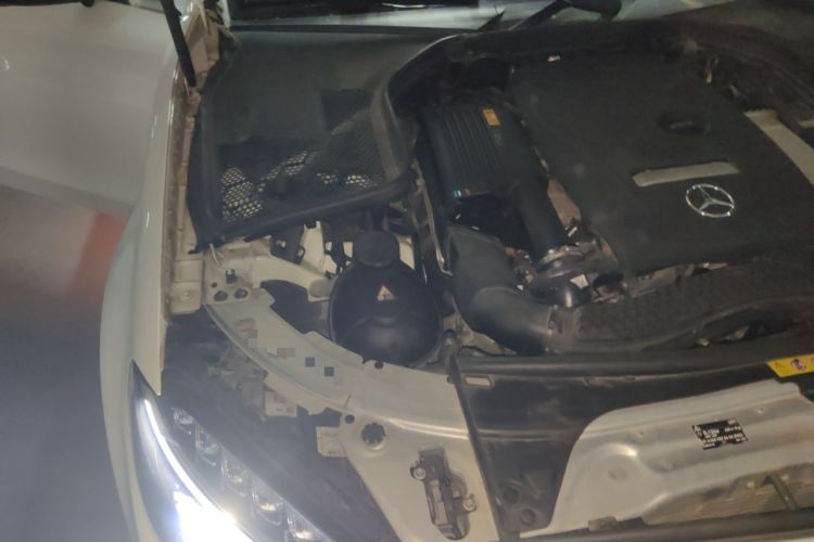 Used Mercedes-Benz C-Class 2017 Facelift C 200 L Sport Edition Engine Bay Right