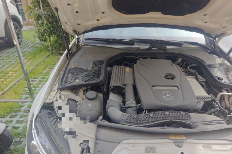 Used Mercedes-Benz C-Class 2017 Restyled C 200 Sport Edition Engine Bay Right
