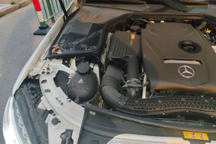 Used Mercedes-Benz C-Class 2017 C 200 L Sport Edition Engine Bay Right