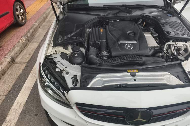 Used Mercedes-Benz C-Class 2017 Facelift C 200 Station Wagon Engine Bay Right