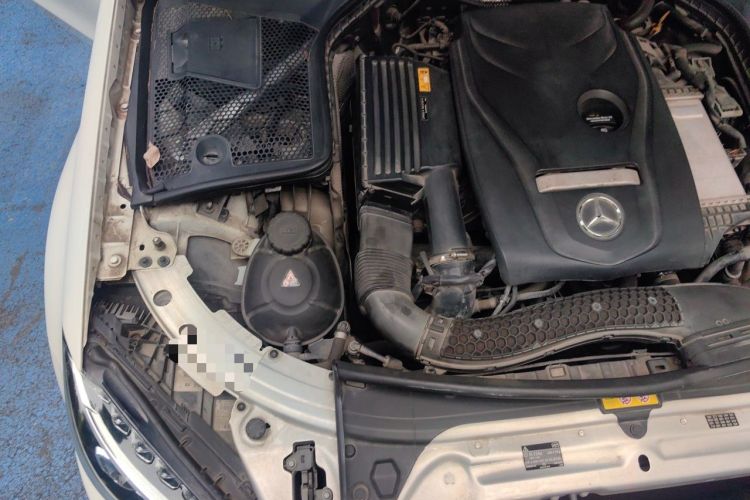 Used Mercedes-Benz C-Class 2017 C 200 L Sport Edition Engine Bay Right