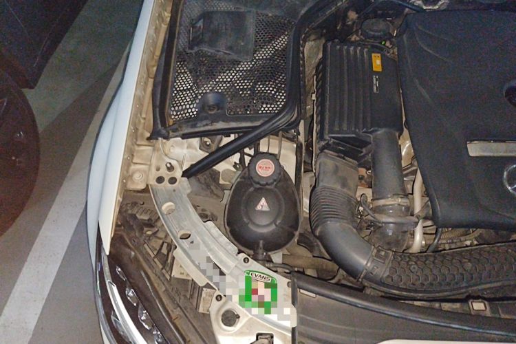 Used Mercedes-Benz C-Class 2017 C 200 L Sport Edition Engine Bay Right
