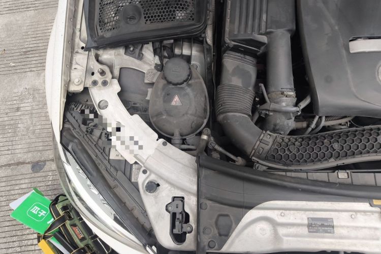 Used Mercedes-Benz C-Class 2017 Facelift C 200 L Sport Edition Engine Bay Right