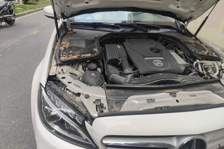 Used Mercedes-Benz C-Class 2017 C 200 L Sport Edition Engine Bay Right